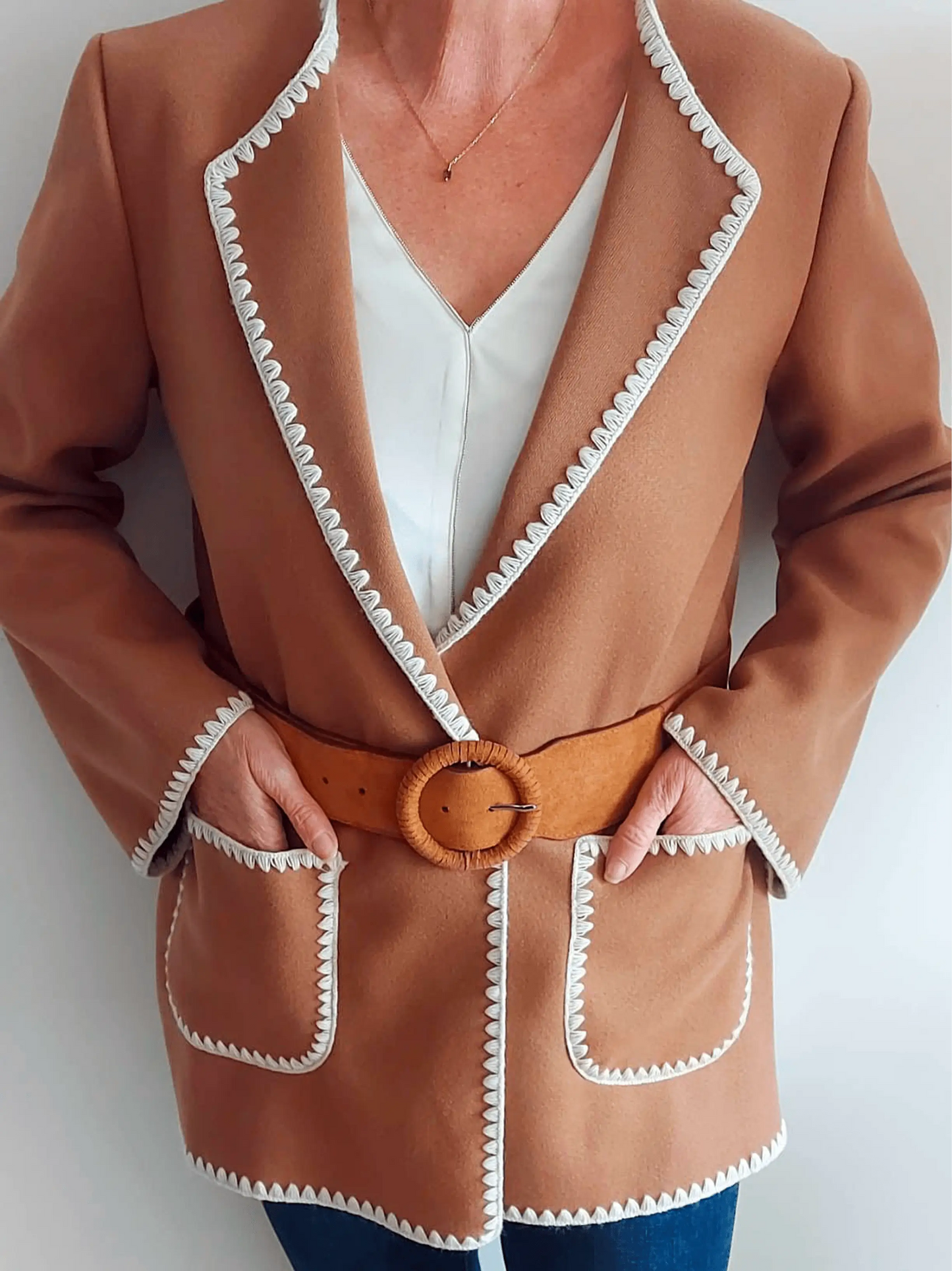 Veste brodée Jacqueline