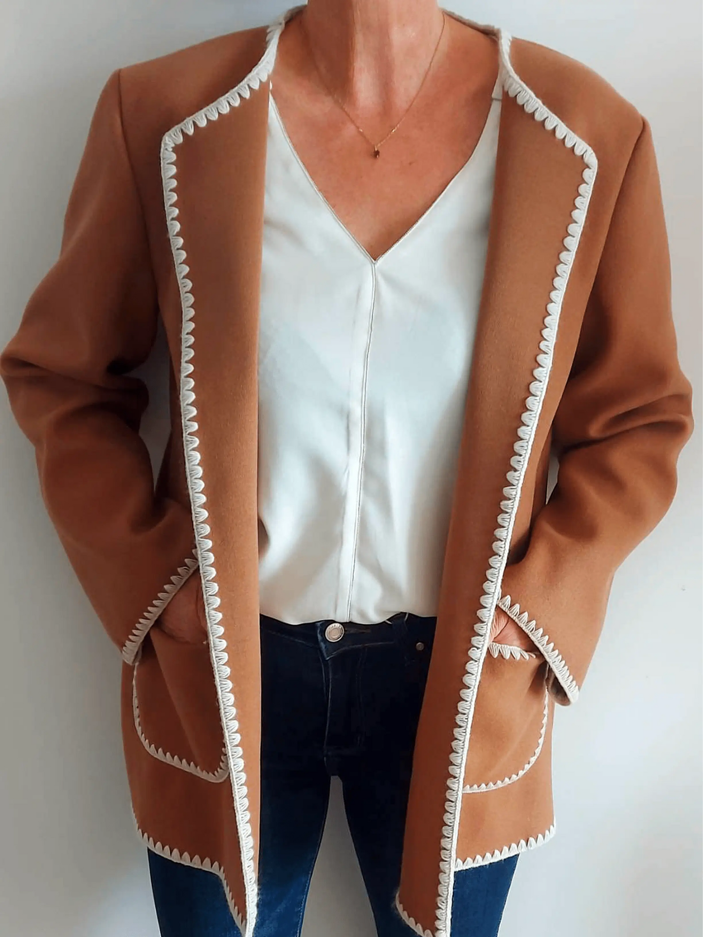 Veste brodée Jacqueline